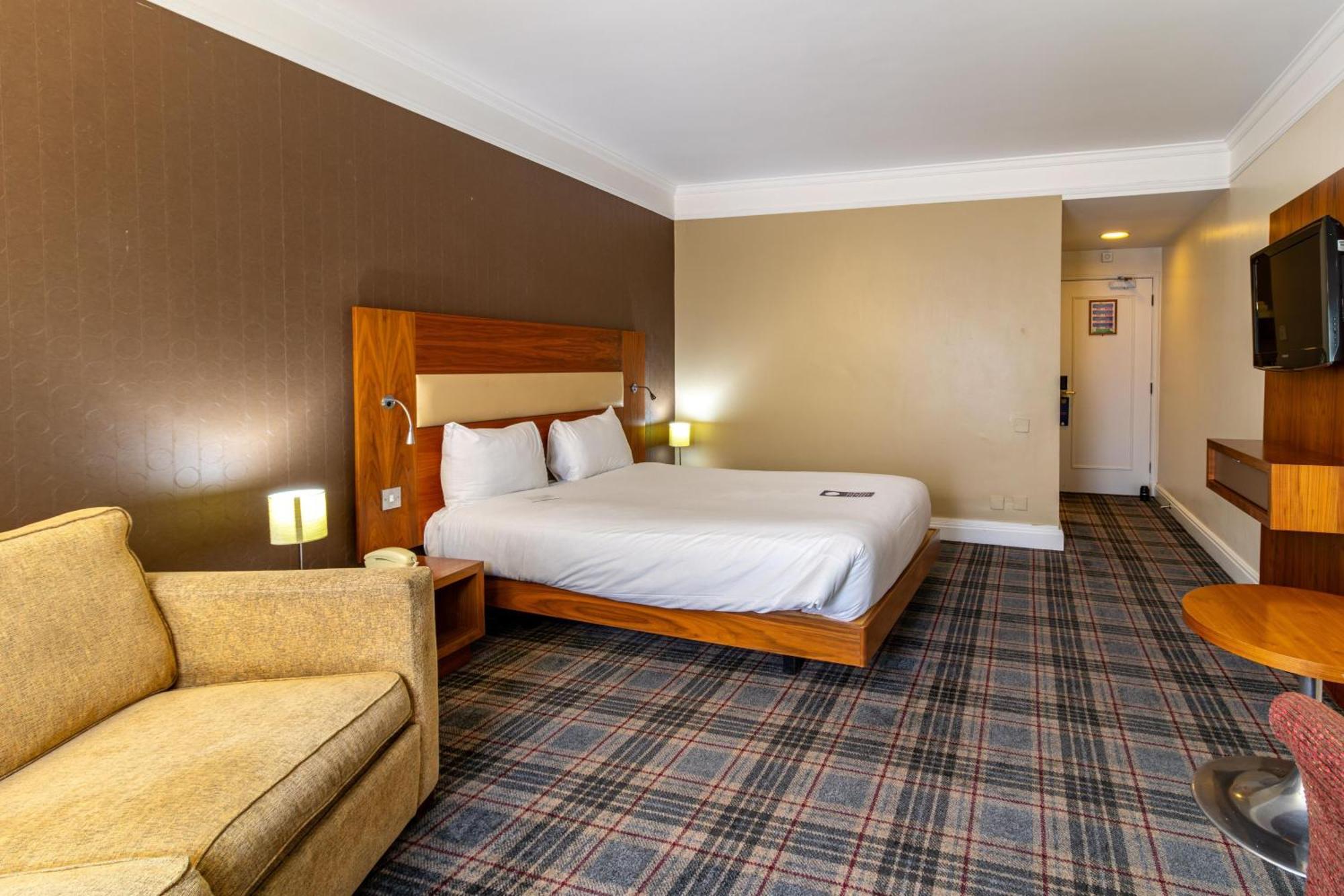 Bromsgrove Hotel And Spa Kültér fotó